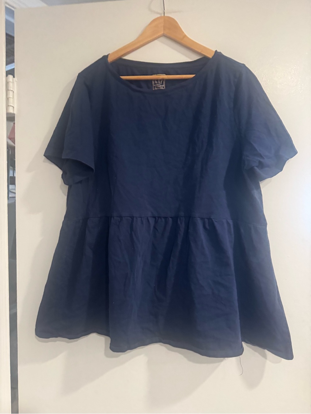 GAP Maternity Navy Blue Peplum Short-Sleeve Tunic – XL